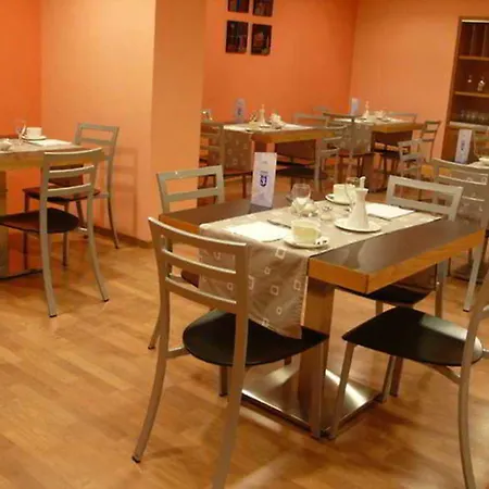 Hotel Serrano Cordova