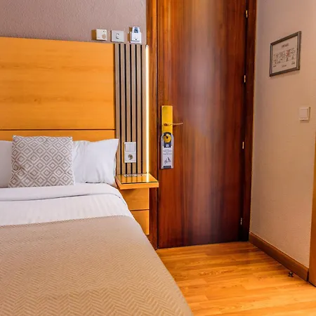 Hotel Serrano Cordova