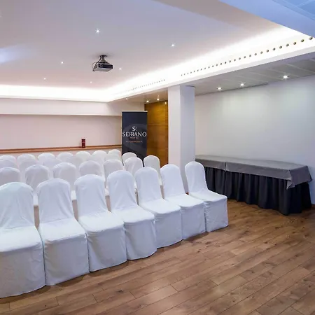 Serrano Hotel 2*