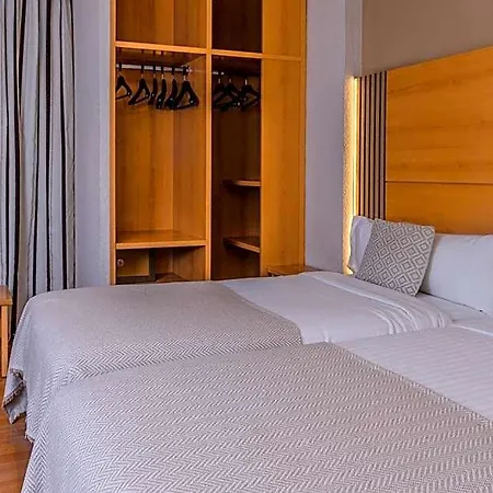Hotel Serrano 2*