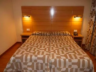 Hotel Serrano 2*