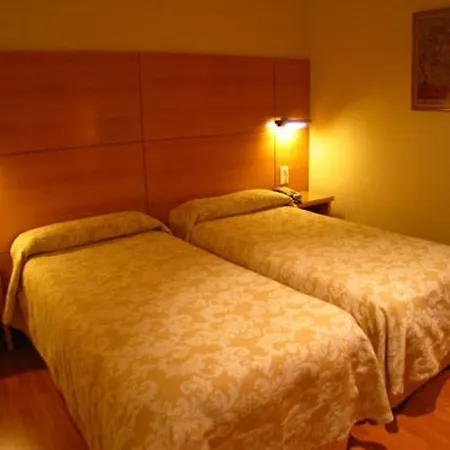Serrano Hotel 2*