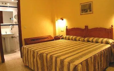 Hotel Serrano 2*
