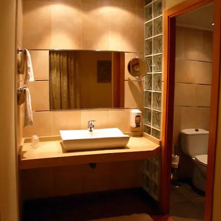 Hotel Serrano 2*