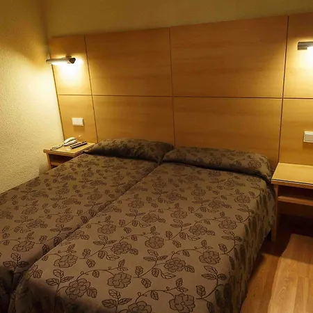 Serrano Hotel 2*