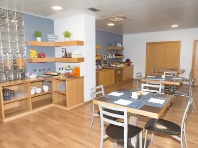 Hotel Serrano 2*