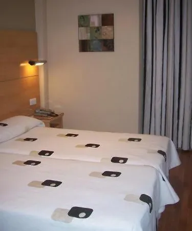 Hotel Serrano