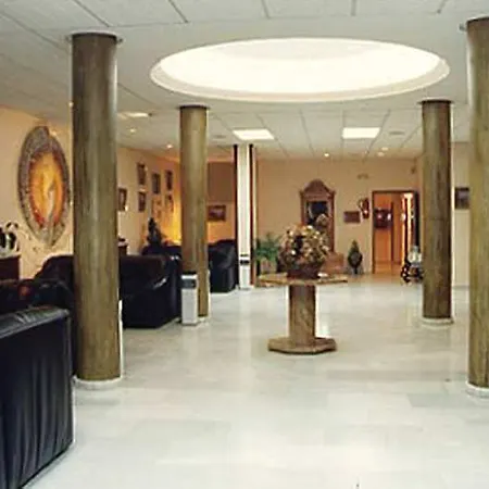 Hotel Serrano