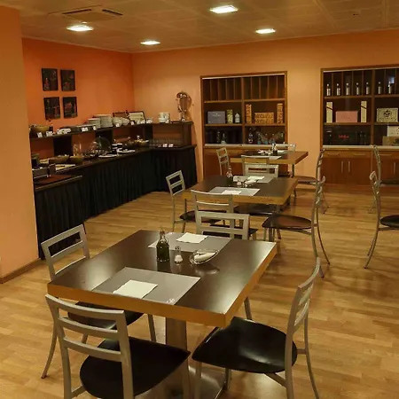 Hotel Serrano 2*